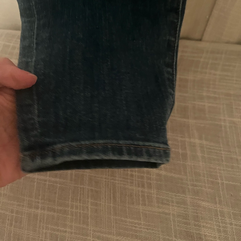 LOFT  Blue Cropped Jeans with  Button Fly - Picture 4 of 8